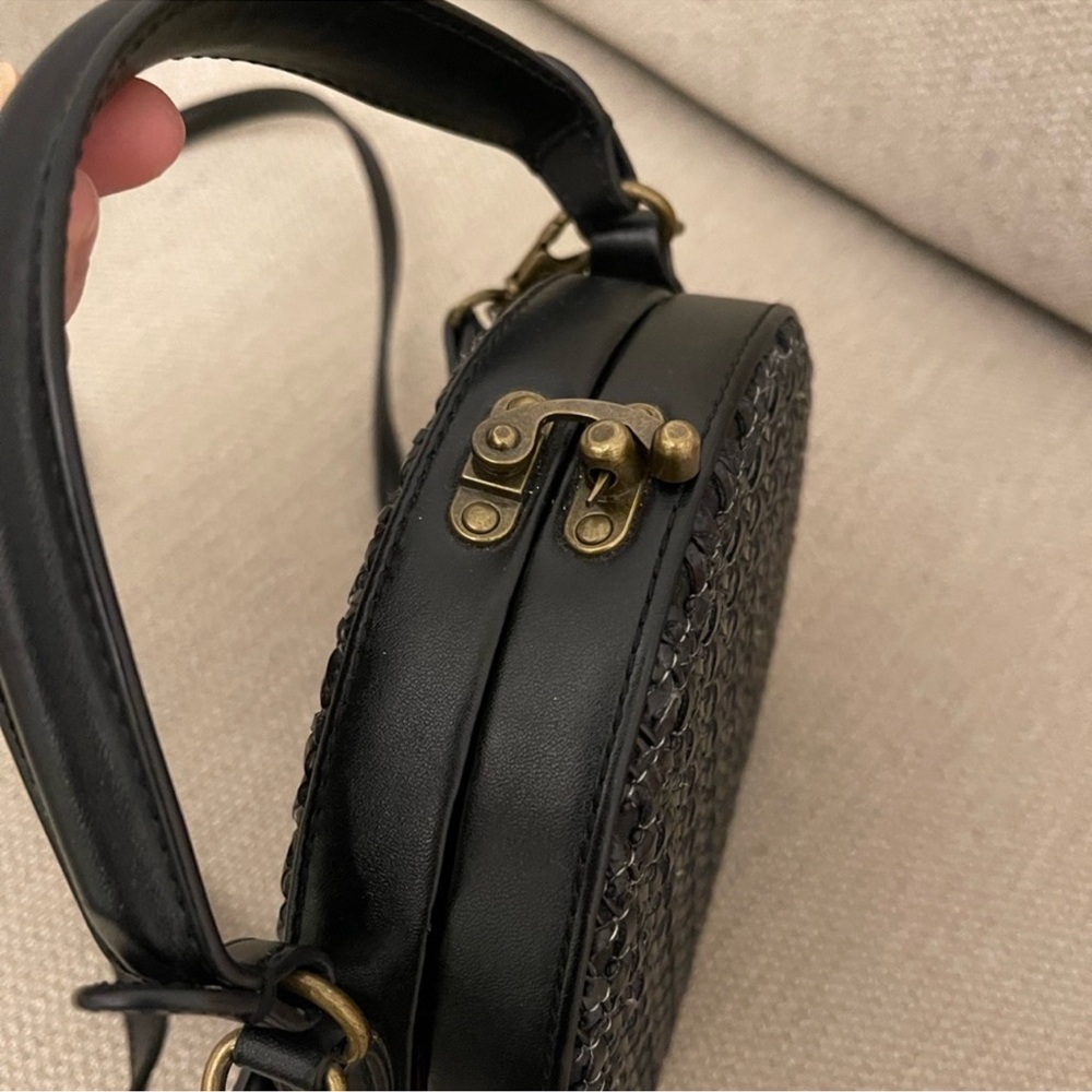 Anthropologie Serena Woven Circle Bag - Picture 3 of 5